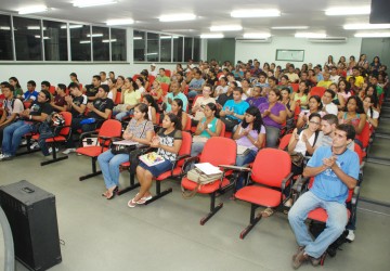Pr-Vestibular Popular beneficia 180 alunos em Teresina