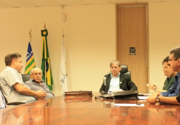 UFPI discute projetos agropecurios para a cidade de Corrente