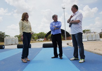 Administrao Superior da UFPI visita obras da pista de atletismo